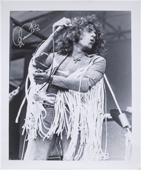 The Whos Roger Daltrey Single Signed 28x34 Canvas (Beckett)